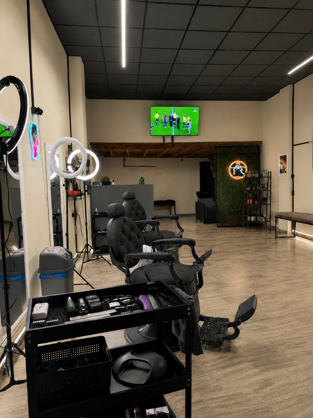 JohnTheBarber shop interior